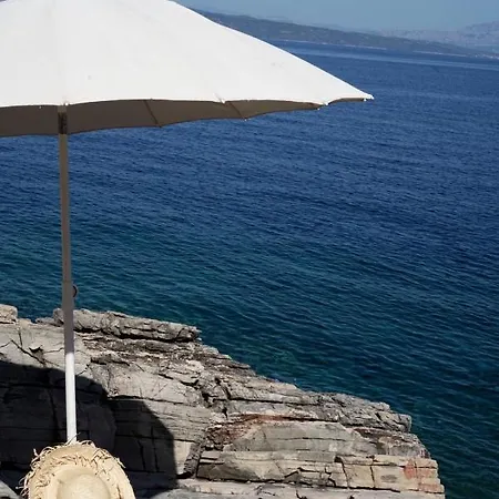 House Hvar