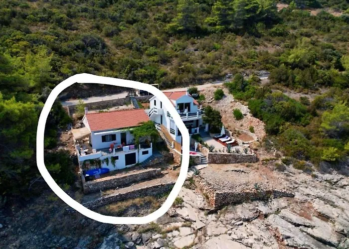 House Hvar Zastražišće