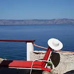 House Hvar Zastražišće
