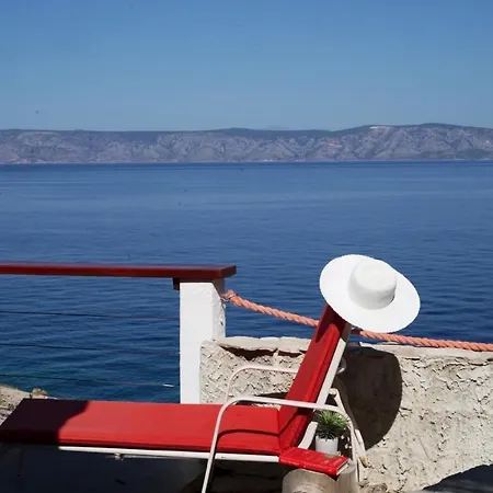 House Hvar Zastražišće